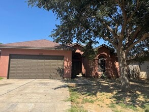 Building Photo - 5510 Marble Falls St