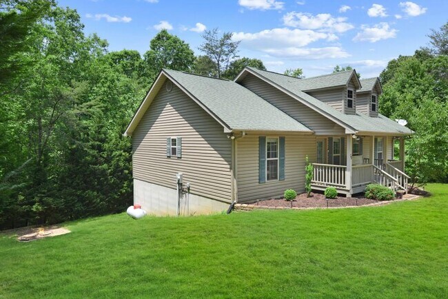 Building Photo - 78 Bluebird Ln