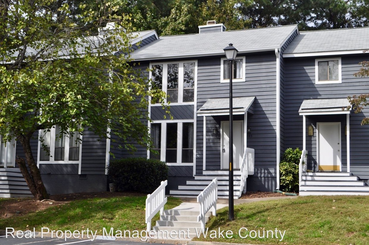 Primary Photo - 3 br, 2.5 bath House - 103 Joanne Circle