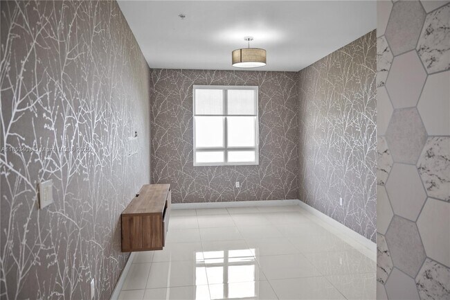 Foto del edificio - 10245 NW 63rd Terrace