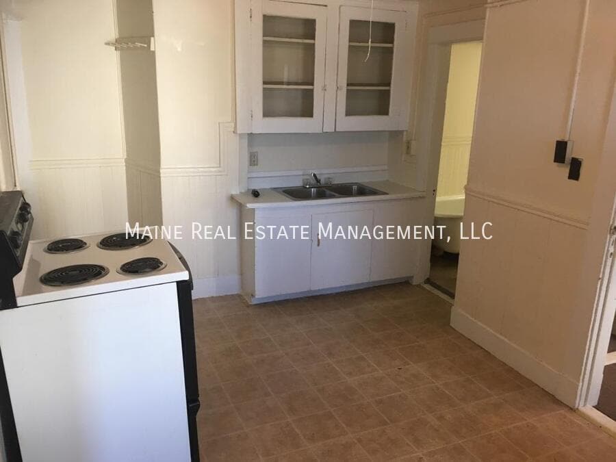 Primary Photo - 124 York St