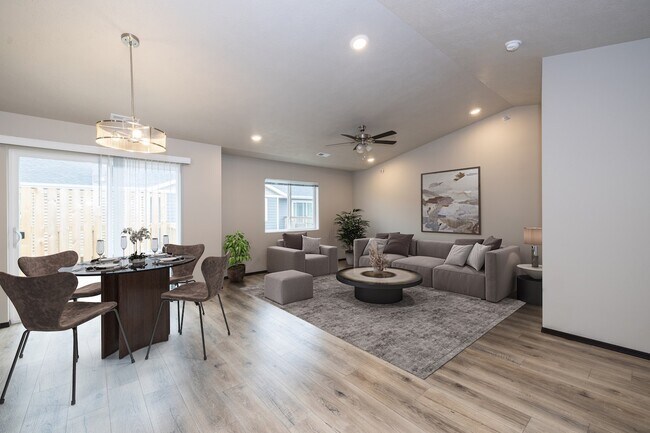Foto del edificio - Granite Townhomes