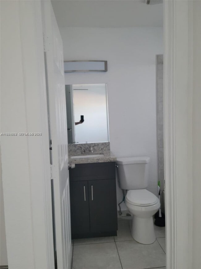 Building Photo - 5655 Johnson St