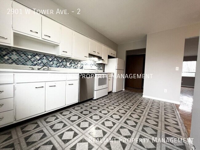 Foto del edificio - 2901 W Tower Ave