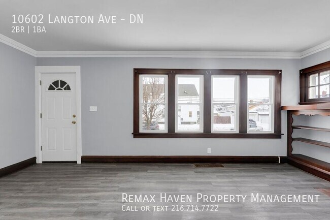 Foto del edificio - 10602 Langton Ave