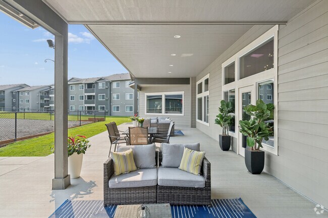 Casa club - Crown Pointe Apartments