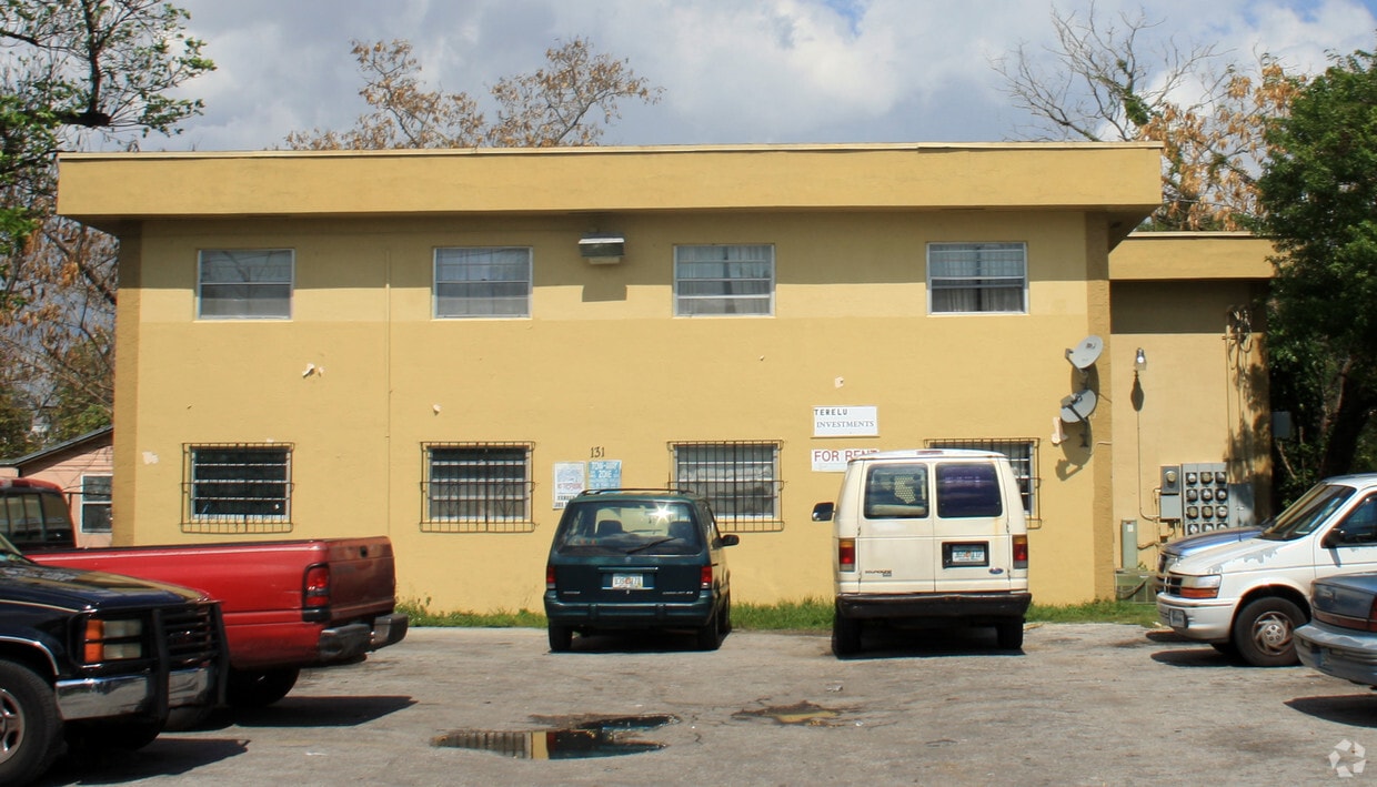 Building Photo - 131 NW 77th St