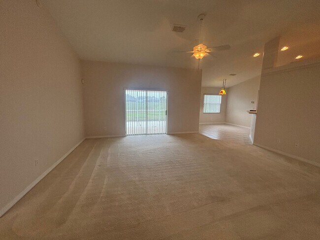 Building Photo - Move in ready 3/2 in 55+ community - near everything