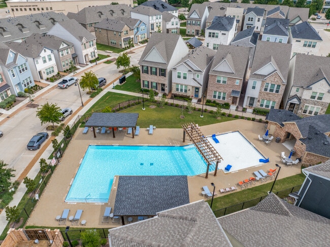 Building Photo - 4249 Watson Way