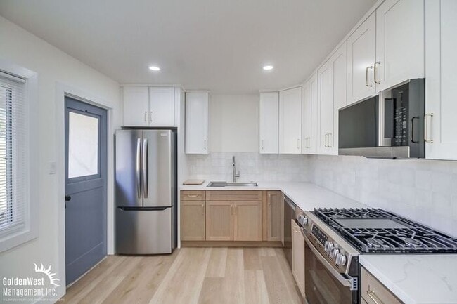 Foto del edificio - Fully Remodeled 3Bdm 2Ba Home in the Heart...