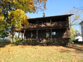 Building Photo - 42-44-44 E Norwich Ave
