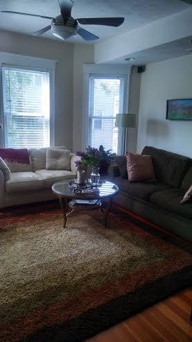 Building Photo - 211 W 8th St