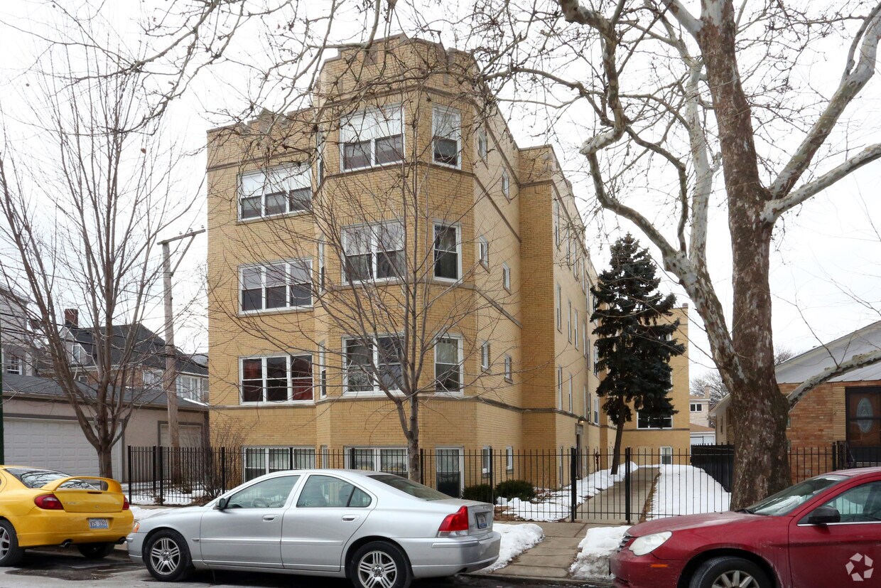Primary Photo - 6414 N Paulina St