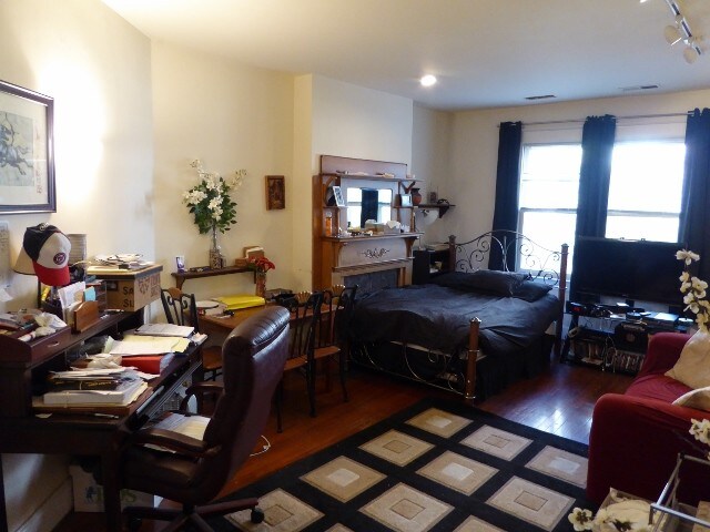 Foto del edificio - 1685 Crescent Pl NW