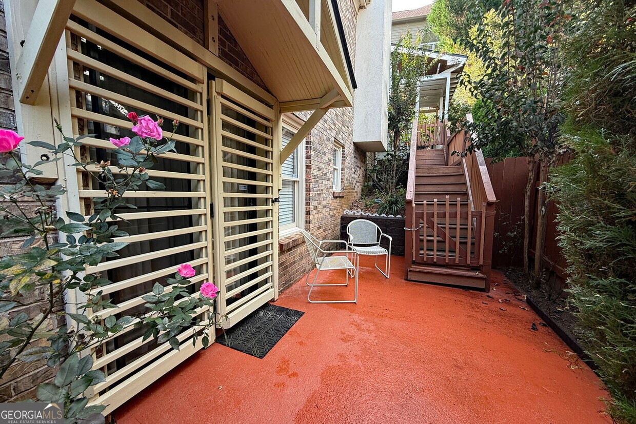 Foto principal - 3550 River Trace Dr