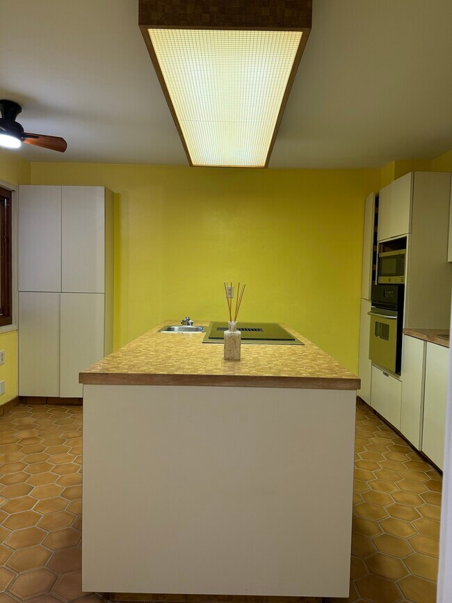 Foto del edificio - 762 Robinwood Dr