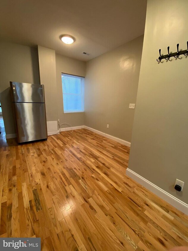 Primary Photo - 2202 Greenmount Ave