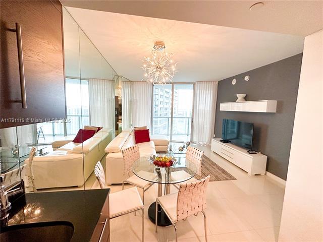 Building Photo - 495 Brickell Ave