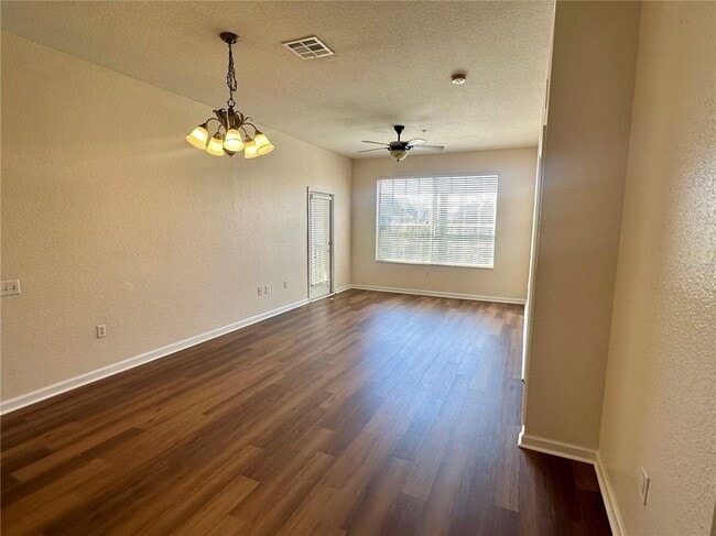 Building Photo - 6402 Cava Alta Dr