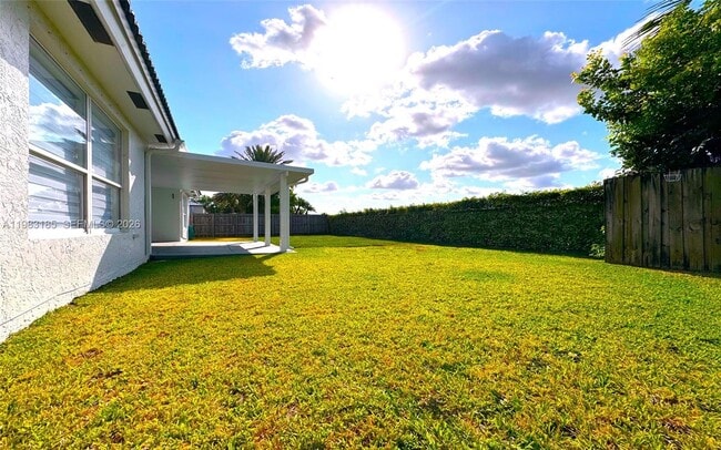 Building Photo - 15840 SW 151st Terrace