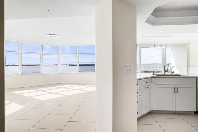 Building Photo - 988 Blvd of the Arts