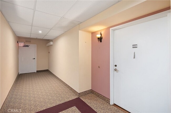 Building Photo - 24055 Paseo Del Lago W