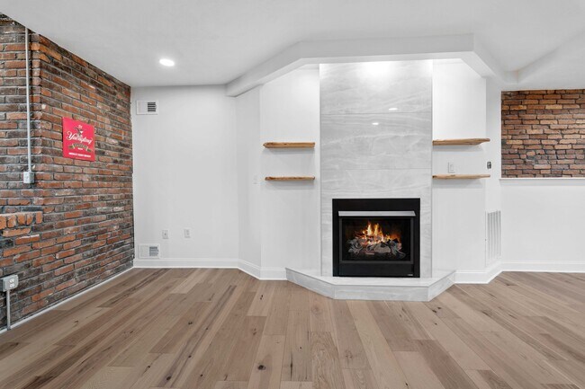 Building Photo - 2128 Merriman Way