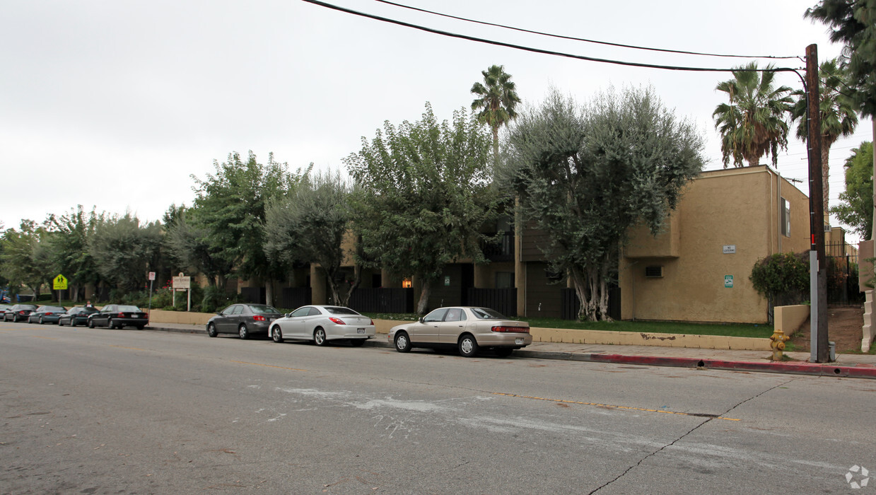 Building Photo - Lindley Northwood Apartments