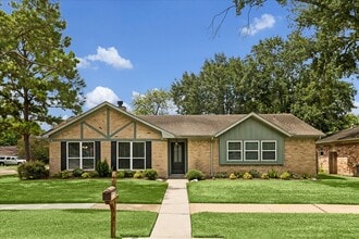 Building Photo - 12322 Nova Ct