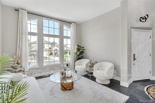 Building Photo - 7206 Serena Dr