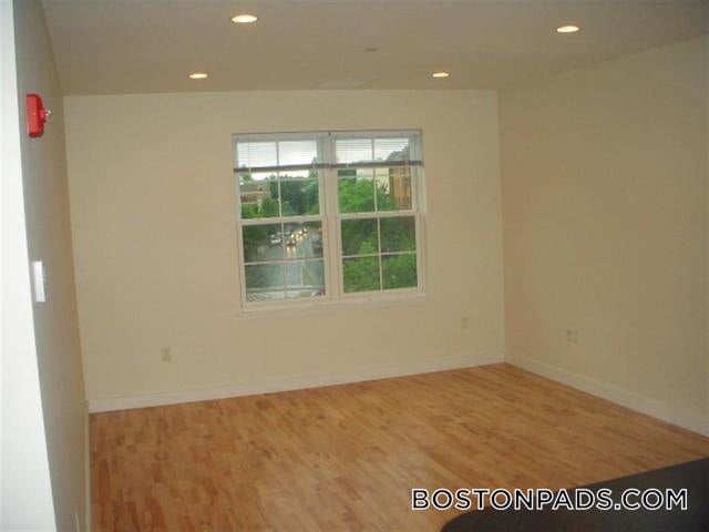 Building Photo - 26 New Derby St