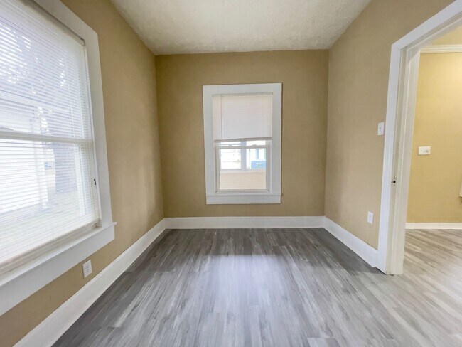 Foto del edificio - 722 S Hackley St