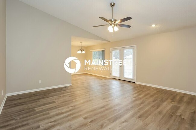 Foto del edificio - 3 Bedroom Pet-Friendly Home in Jacksonville, FL with Main Street Renewal