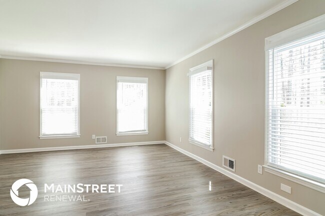 Foto del edificio - 1666 Greenbrook Dr