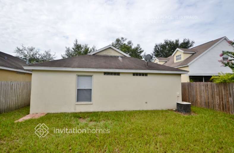 Foto del edificio - 920 Cape Cod Cir