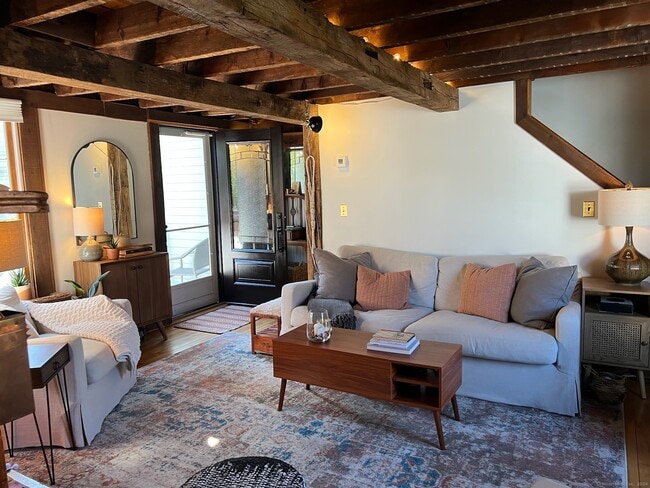 Foto del edificio - 228 Ellsworth St
