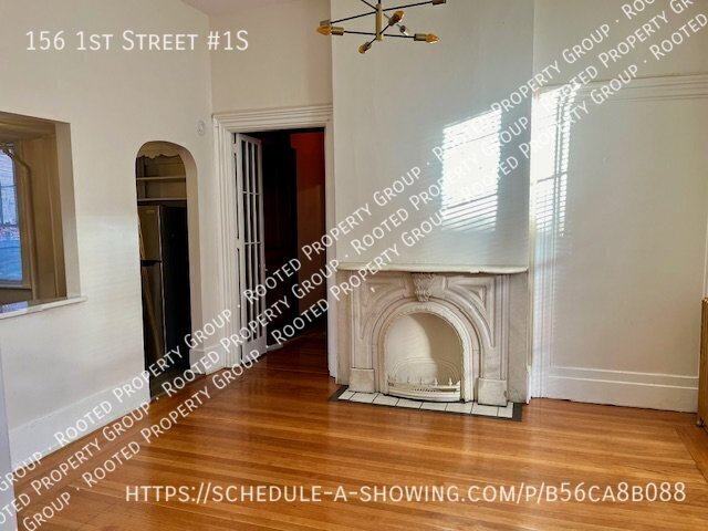 Building Photo - Magnificent 2 Bedroom in Washington Park N...