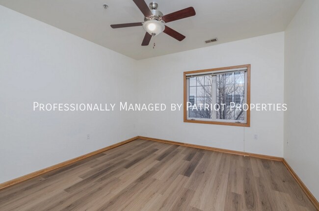 Building Photo - 218 Wolfe St