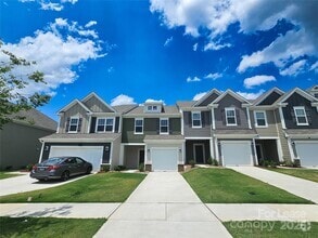 Building Photo - 2744 Yeager Dr NW