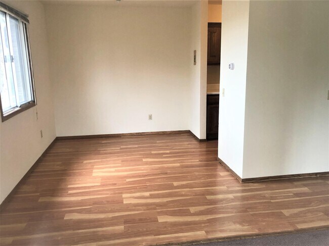 Foto del edificio - 3801 Regent St