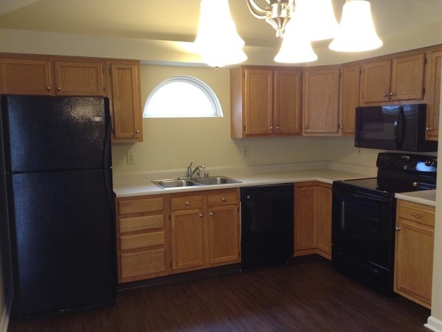 Foto del edificio - 2957 Timber Ridge Way