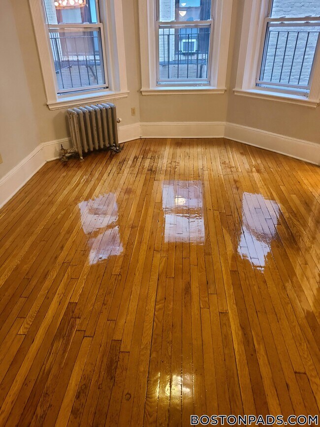 Foto del edificio - 38 Hemenway St
