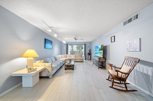 Foto del edificio - 2504 Antigua Terrace