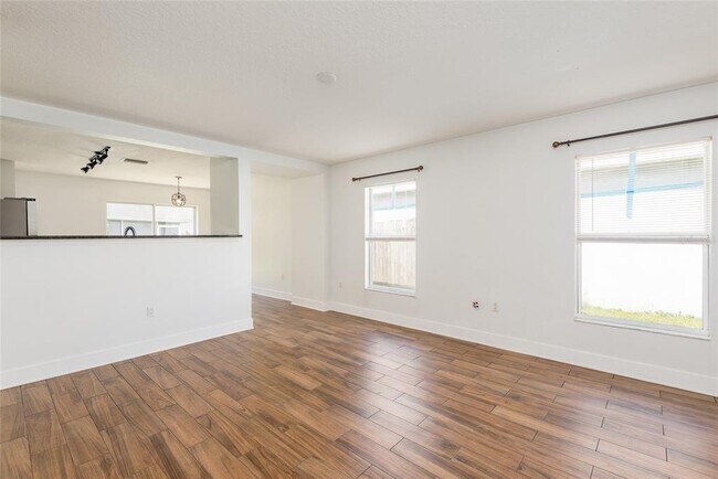 Building Photo - 11813 Prickly Pear Way