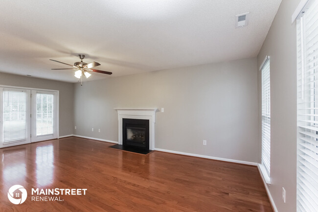 Foto del edificio - 3013 Trellis Ln
