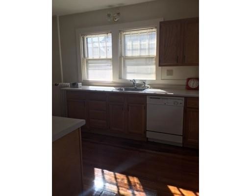 Building Photo - 98 Mount Auburn St