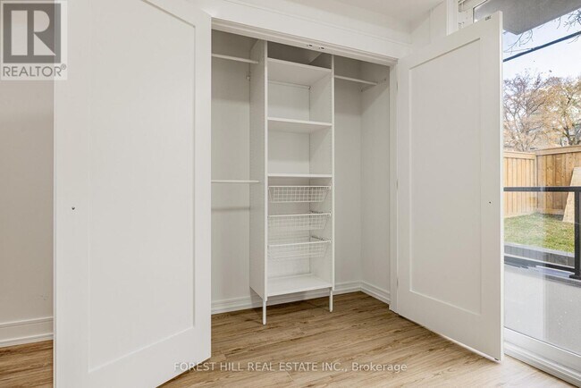 Photo du bâtiment - 171 Cedric Ave