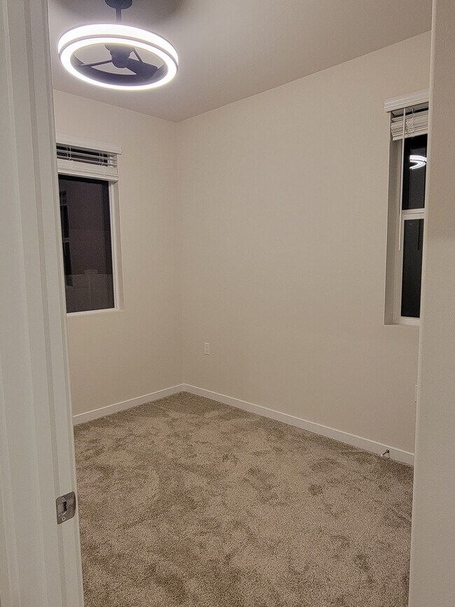 Foto del edificio - 9531 Hannah Way