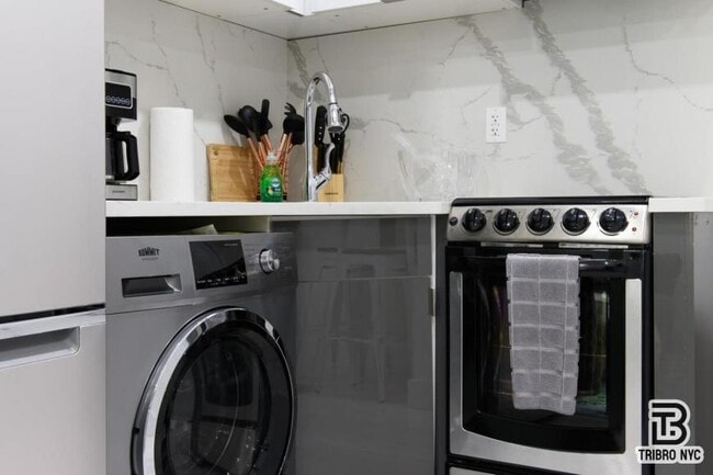 Building Photo - 1 bedroom in New York NY 10075