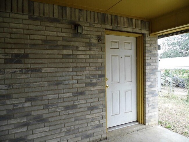 Foto del edificio - 502 E Bessie St